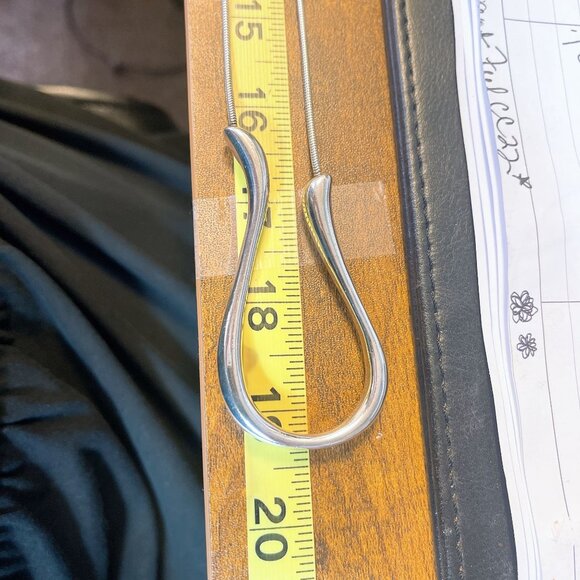 Silpada 925 Sterling Silver Tubular Horseshoe Pendent on Long Snake Chain Neckla - Picture 12 of 12